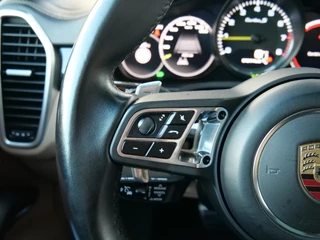 Porsche Cayenne – thumbnail 39