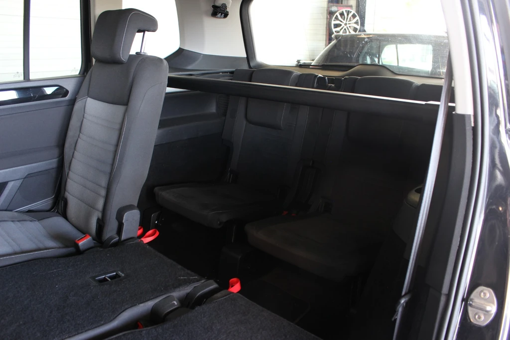 Volkswagen Touran – foto 6