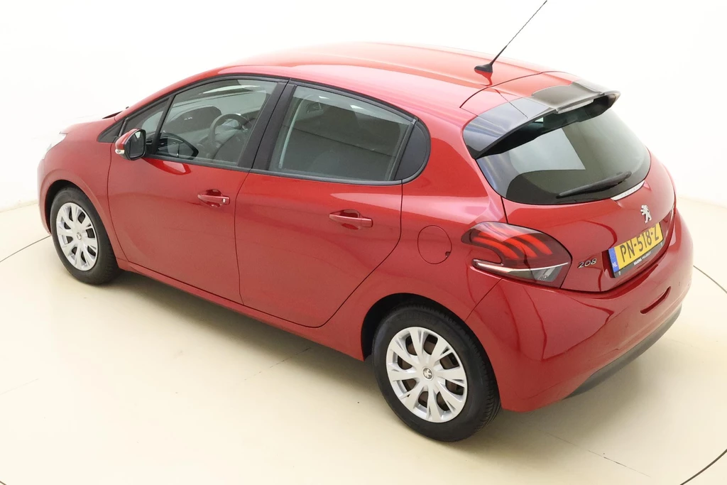 Peugeot 208 – foto 3