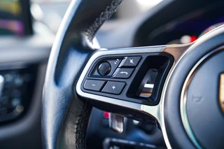 Porsche Cayenne – thumbnail 40