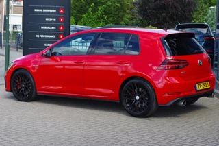 Volkswagen Golf – thumbnail 3