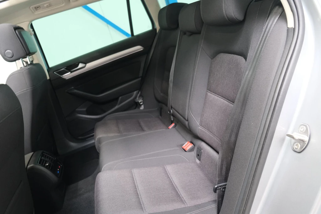 Volkswagen Passat – foto 10