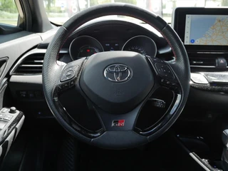 Toyota C-HR – thumbnail 19