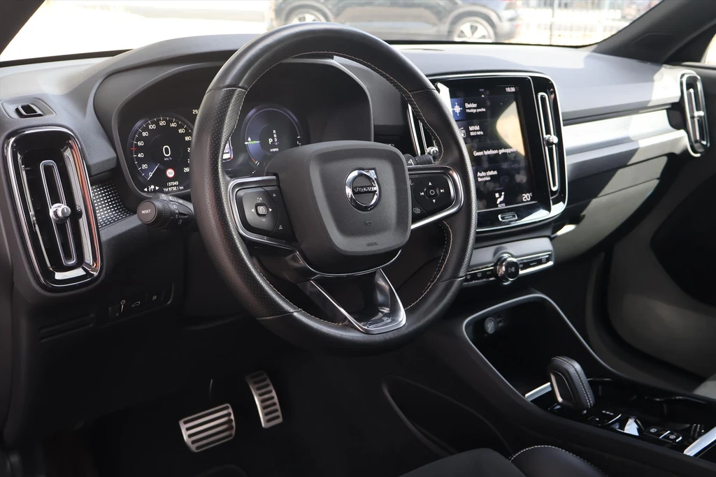 Volvo XC40 – foto 18