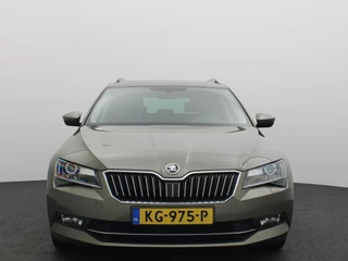 Škoda Superb – thumbnail 9