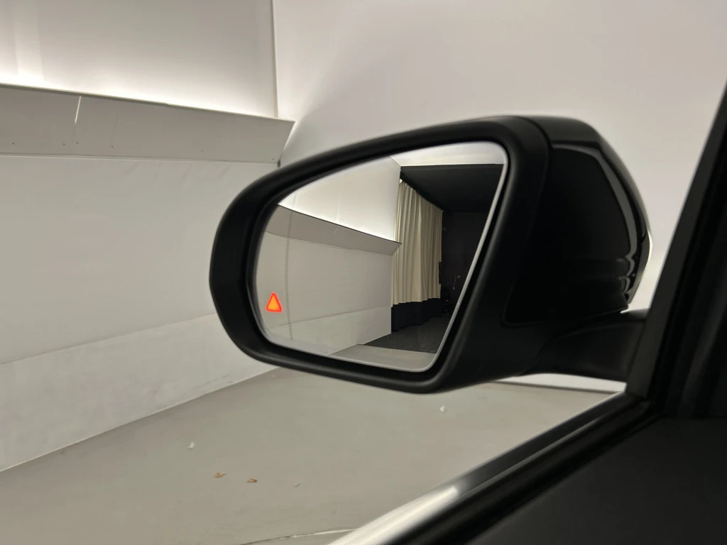 Mercedes-Benz EQA – foto 13
