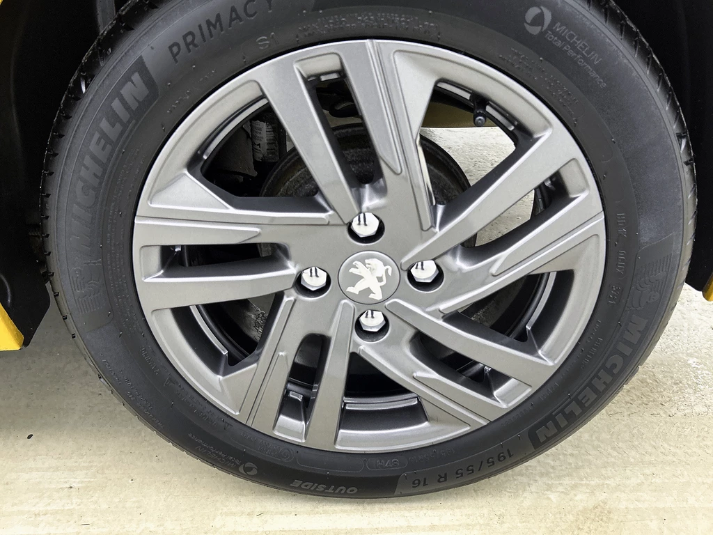 Peugeot 208 – foto 29