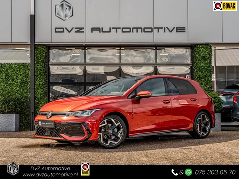 Volkswagen Golf 1.5 eTSI 150PK DSG R-Line Edition | Black Pack | Head-Up | Camera | BTW