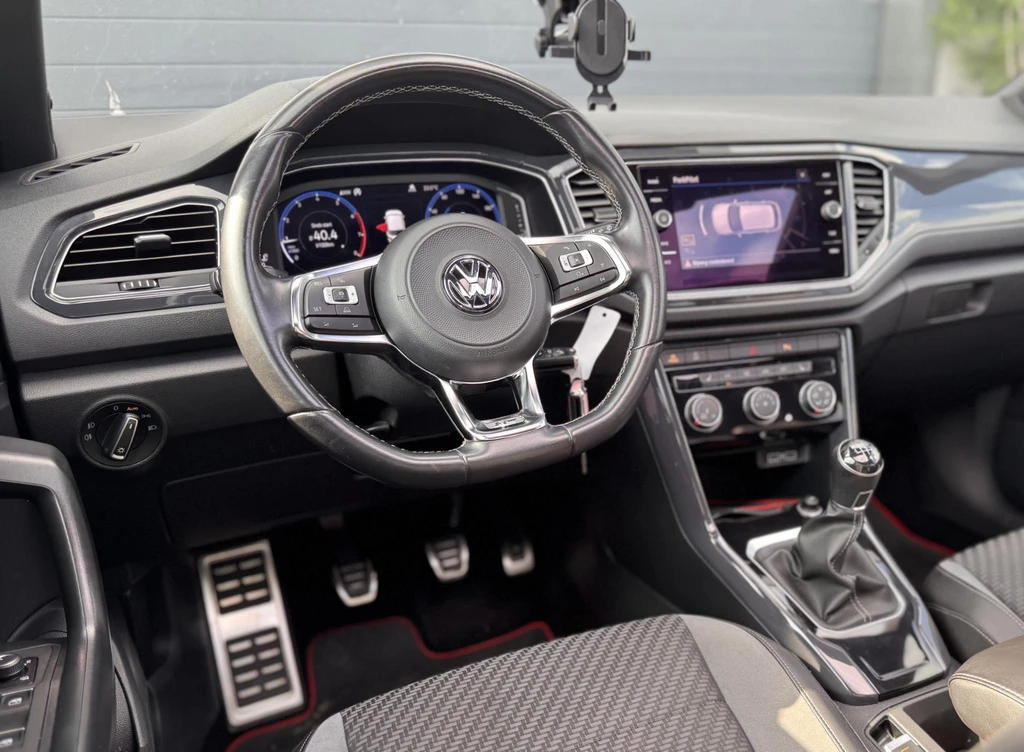 Volkswagen T-Roc – foto 10