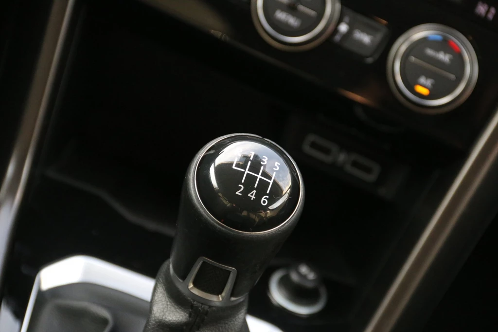 Volkswagen T-Roc – foto 12