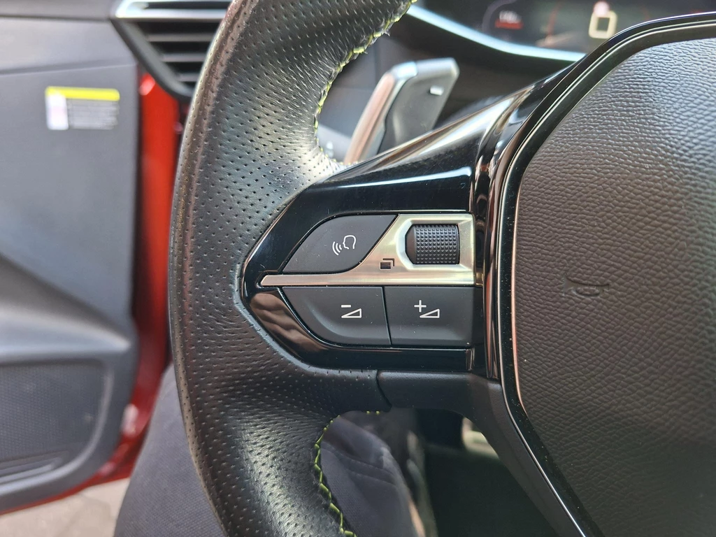 Peugeot 208 – foto 30
