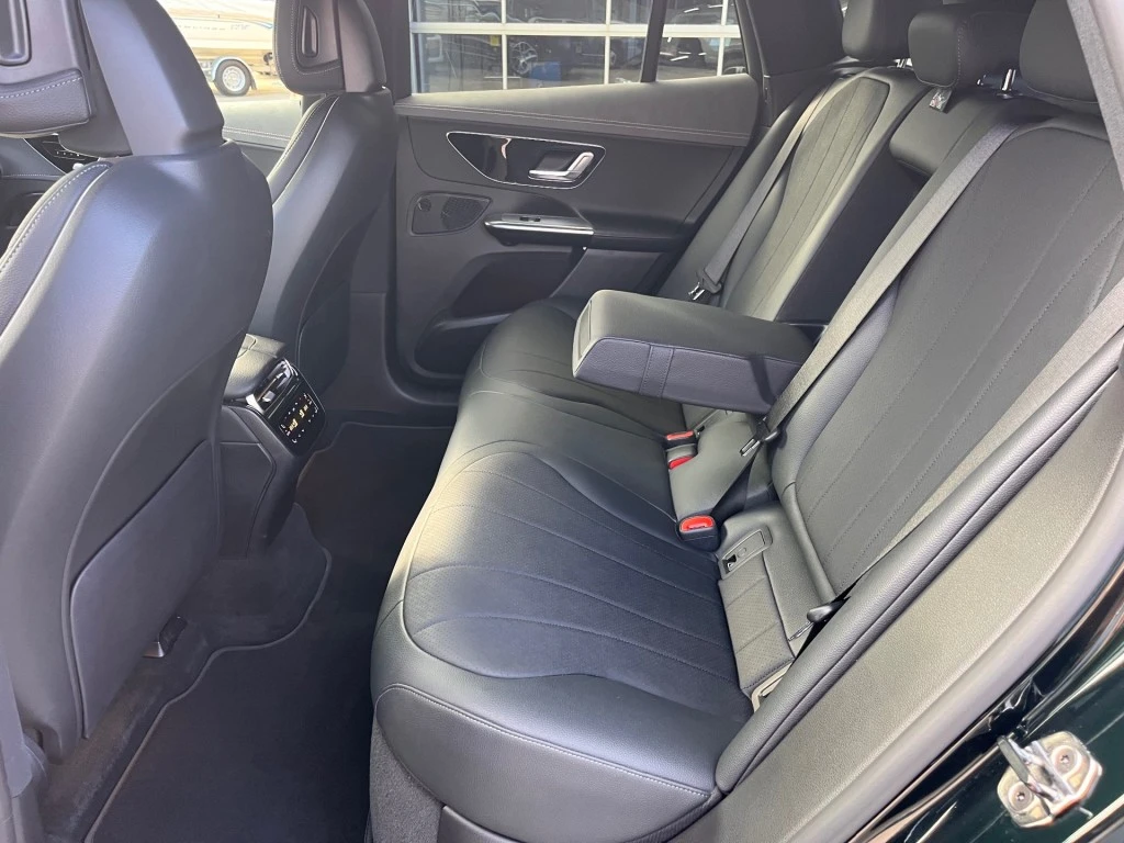 Mercedes-Benz EQE – foto 32