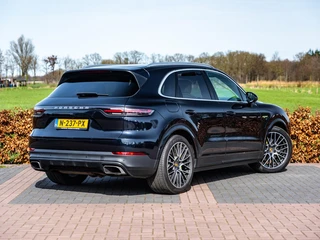 Porsche Cayenne – thumbnail 14
