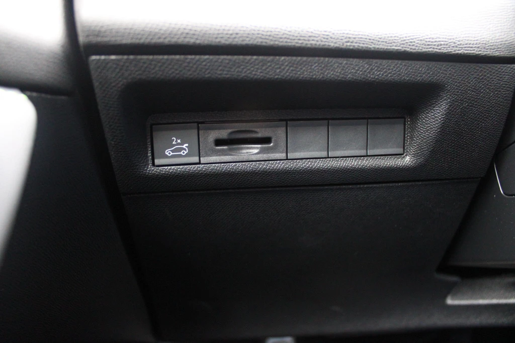 Peugeot 408 – foto 32