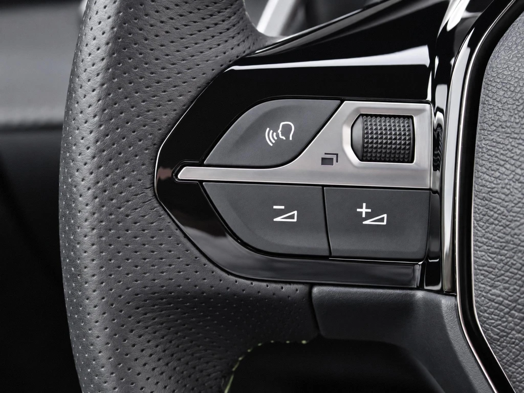 Peugeot 208 – foto 25