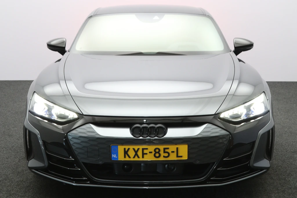 Audi e-tron GT – foto 12