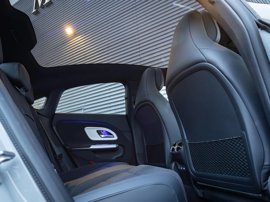 Mercedes-Benz CLA – foto 16