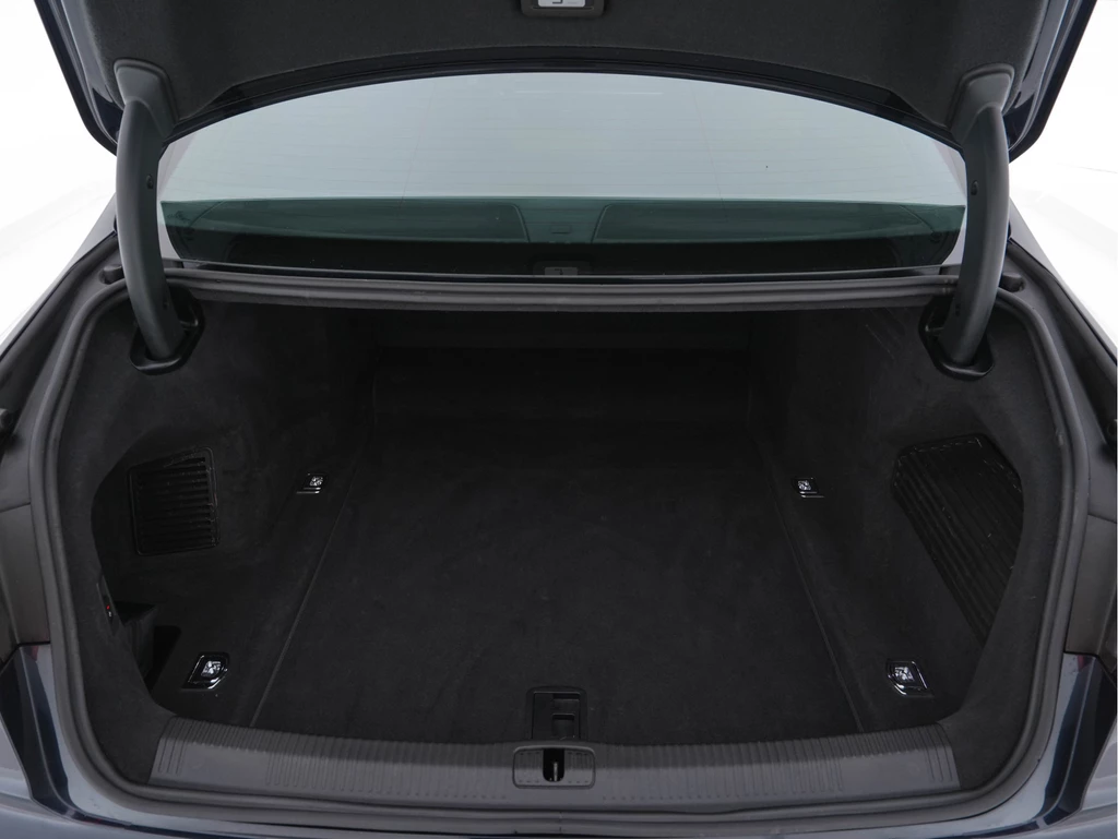 Audi A8 – foto 10