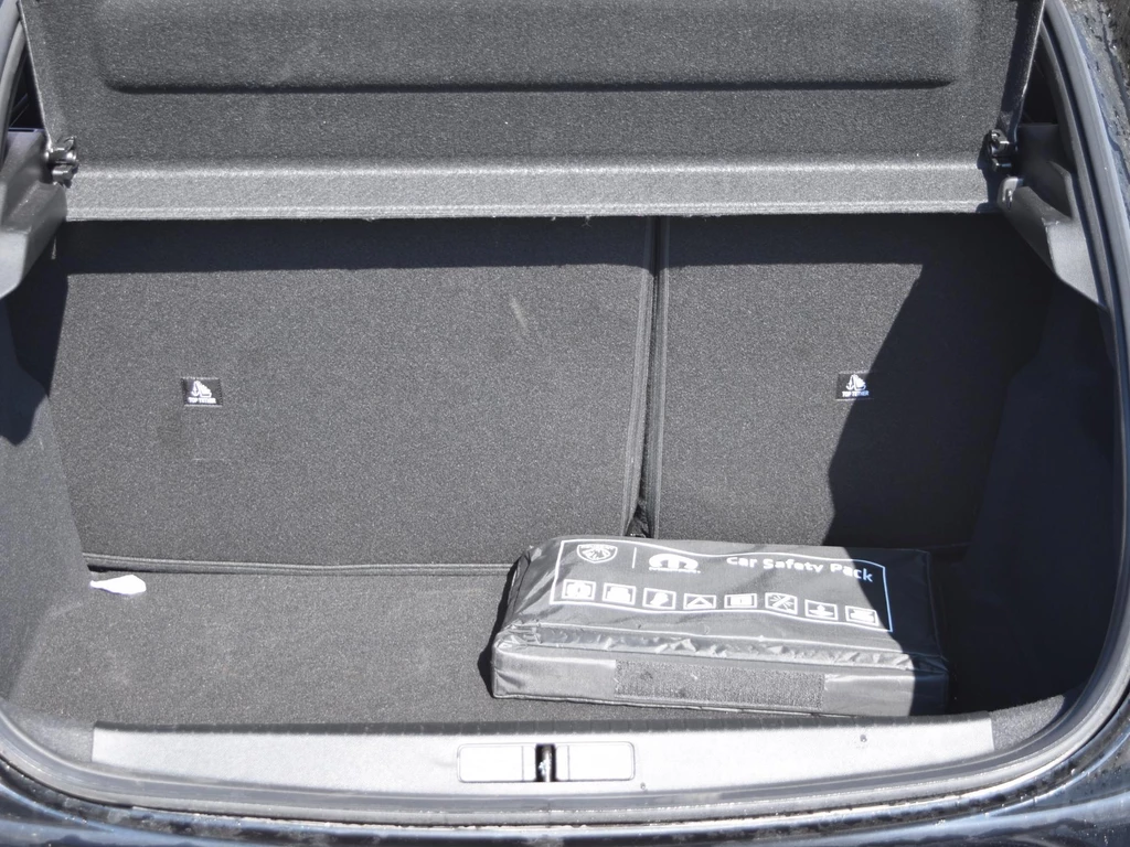 Peugeot 208 – foto 18