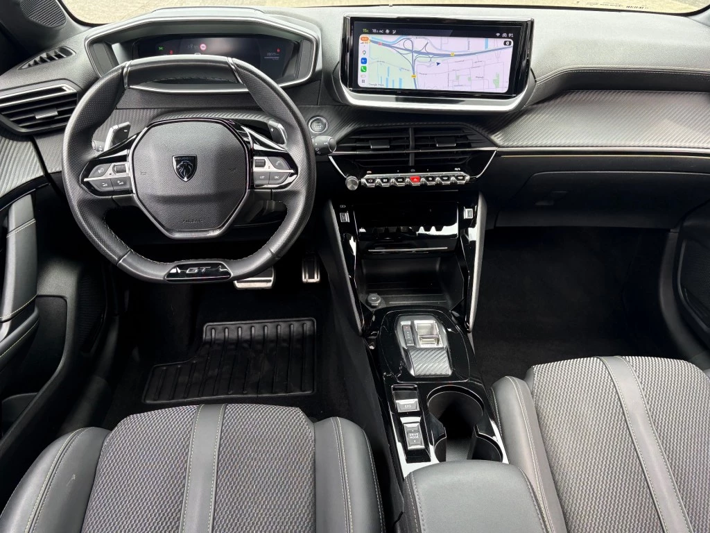 Peugeot 208 – foto 8