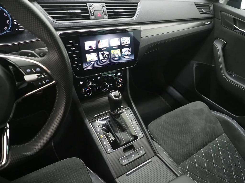 Škoda Superb – foto 37