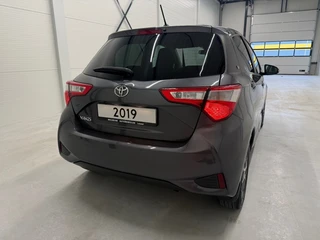 Toyota Yaris – thumbnail 6