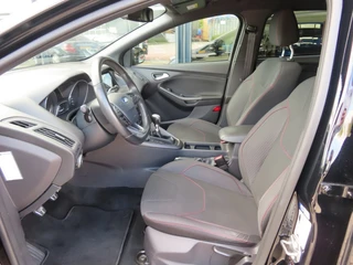 Ford Focus – thumbnail 12
