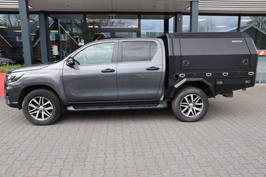 Toyota Hilux – foto 2