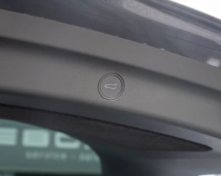 Tesla Model Y – thumbnail 30