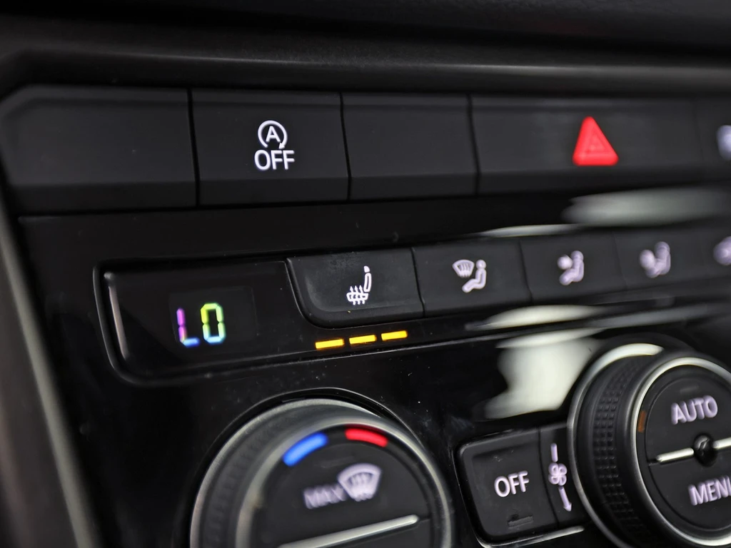 Volkswagen T-Roc – foto 11