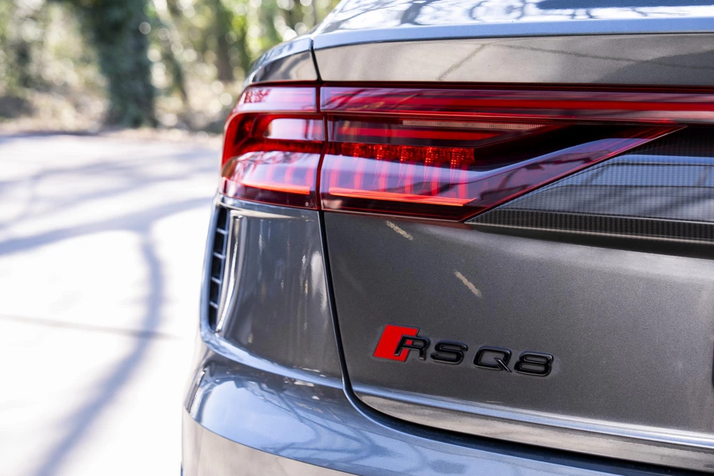 Audi Q8 – foto 11