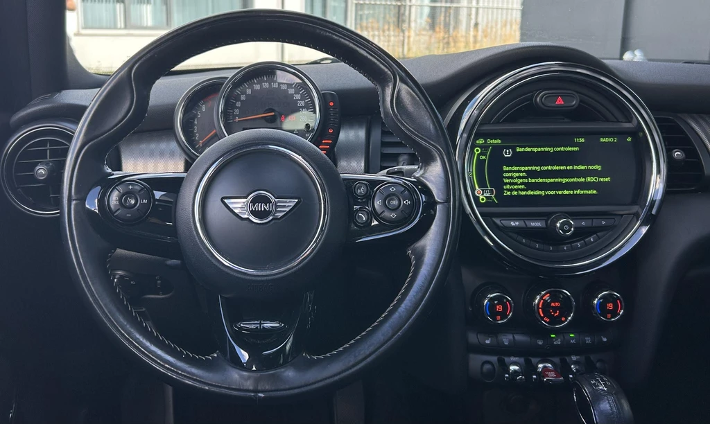 MINI 5-deurs – foto 12