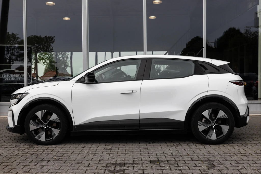 Renault Megane E-Tech – foto 2
