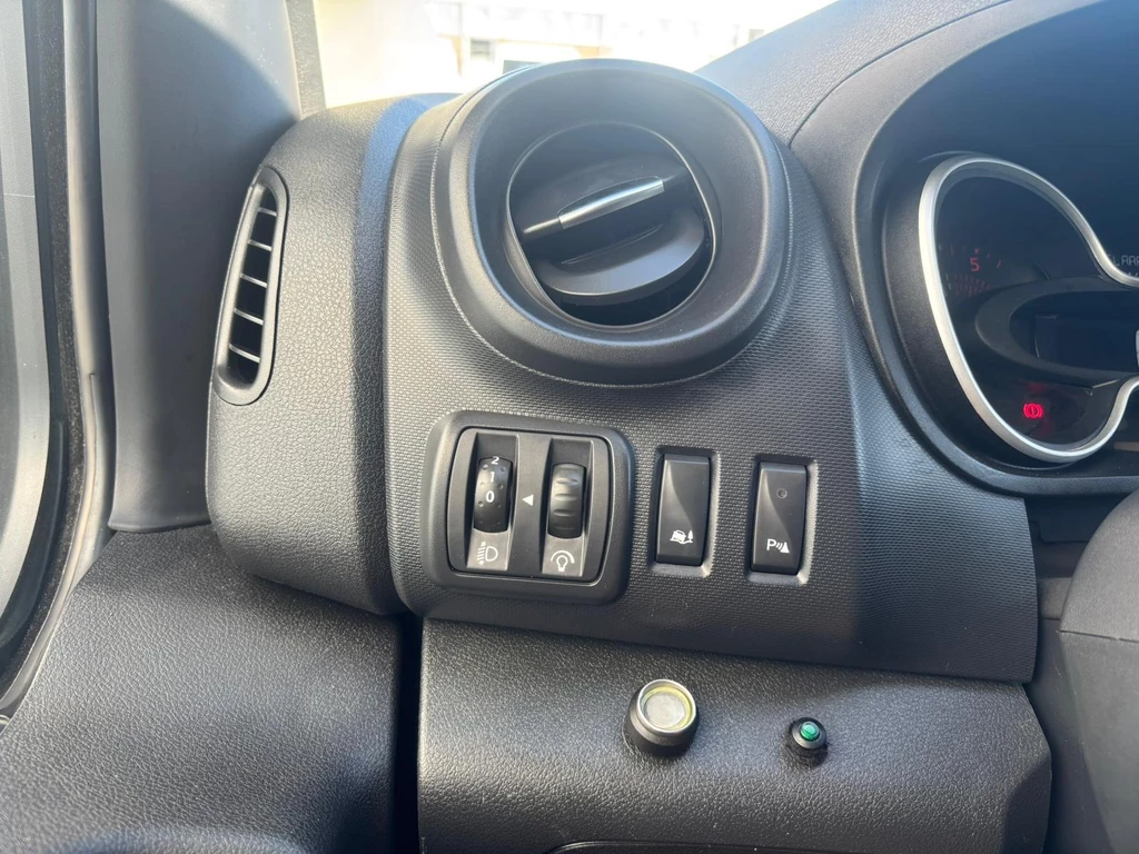 Renault Trafic – foto 25