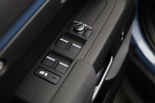 Land Rover Defender – thumbnail 35