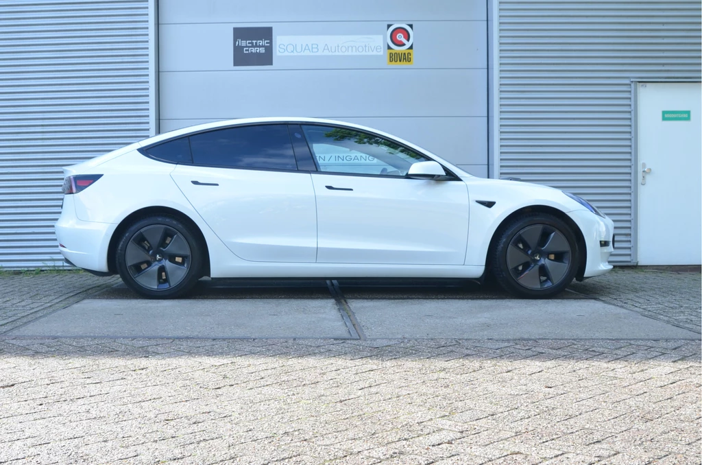 Tesla Model 3 – foto 4