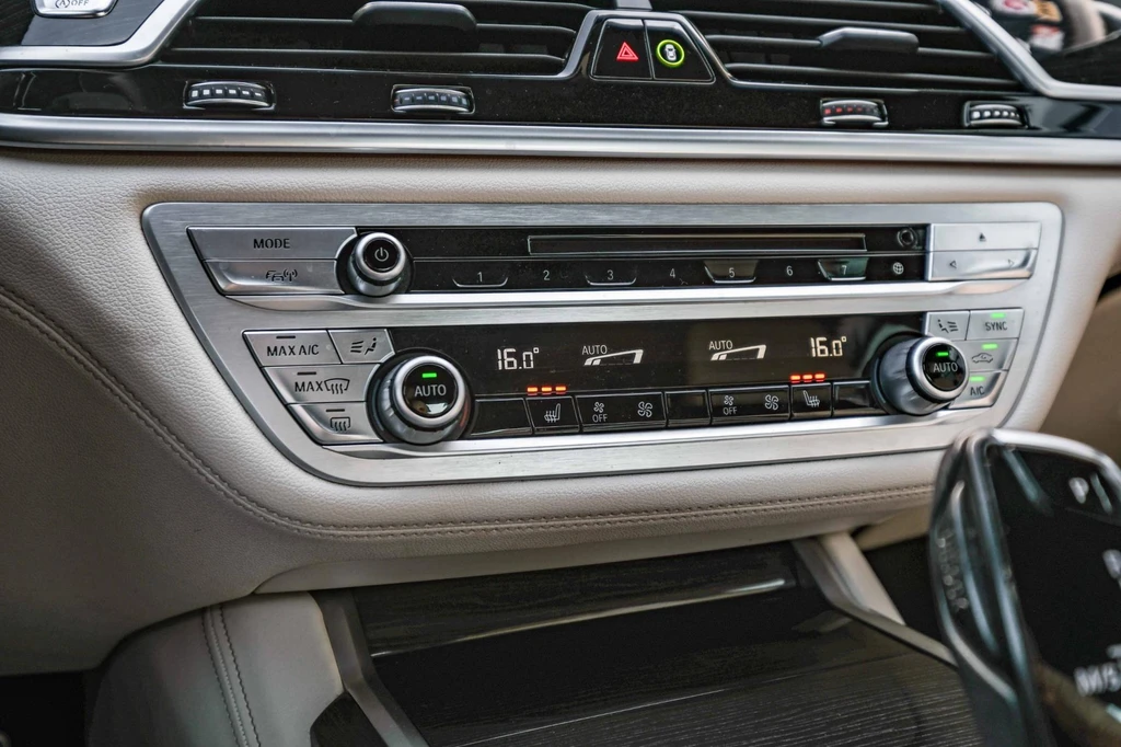BMW 7 Serie – foto 46