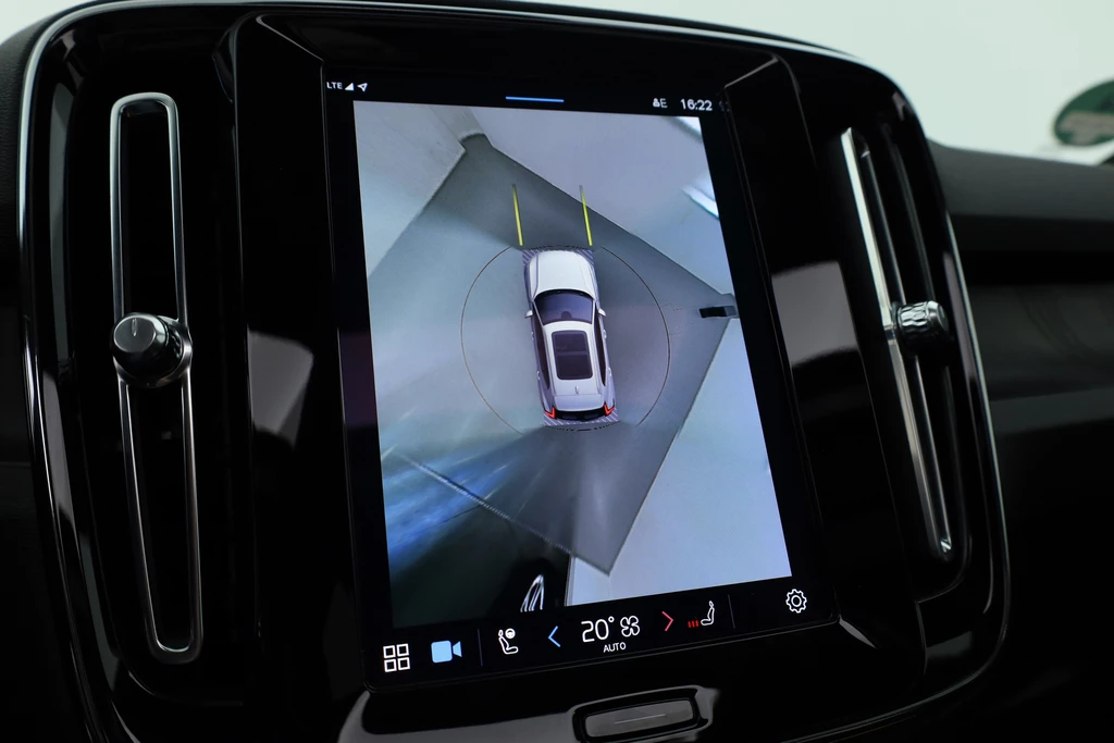 Volvo XC40 – foto 31