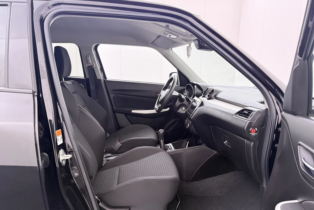 Suzuki Swift – foto 14