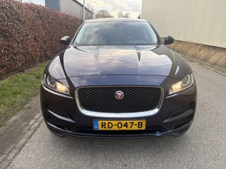Jaguar F-PACE – thumbnail 9