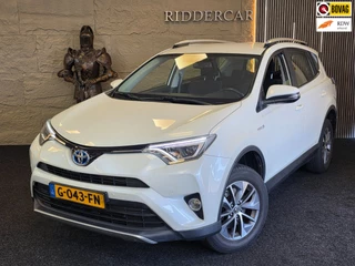 Toyota RAV4 – thumbnail 1