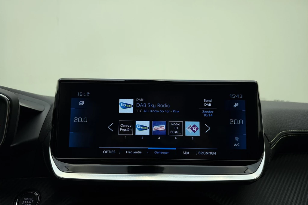Peugeot 208 – foto 24