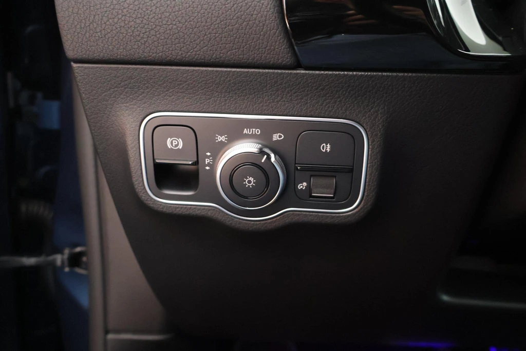 Mercedes-Benz EQA – foto 21