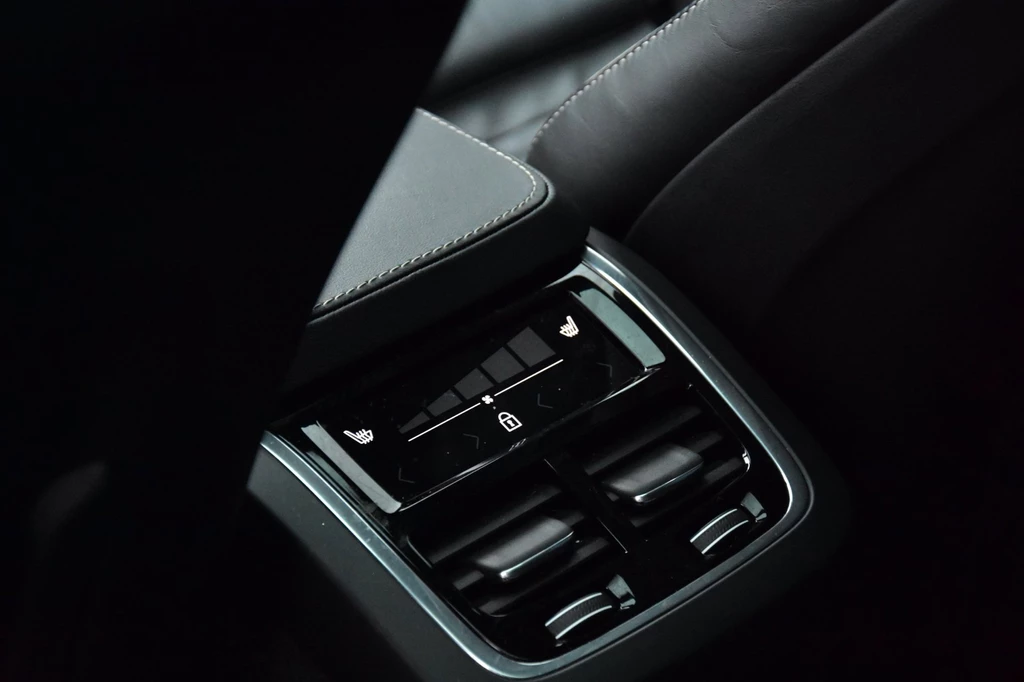 Volvo XC90 – foto 21