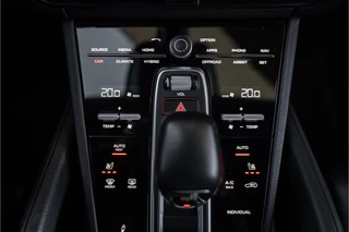 Porsche Cayenne – thumbnail 23