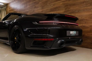 Porsche 911 – thumbnail 6
