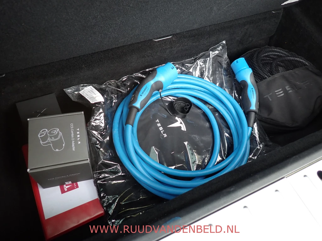 Tesla Model X – foto 34