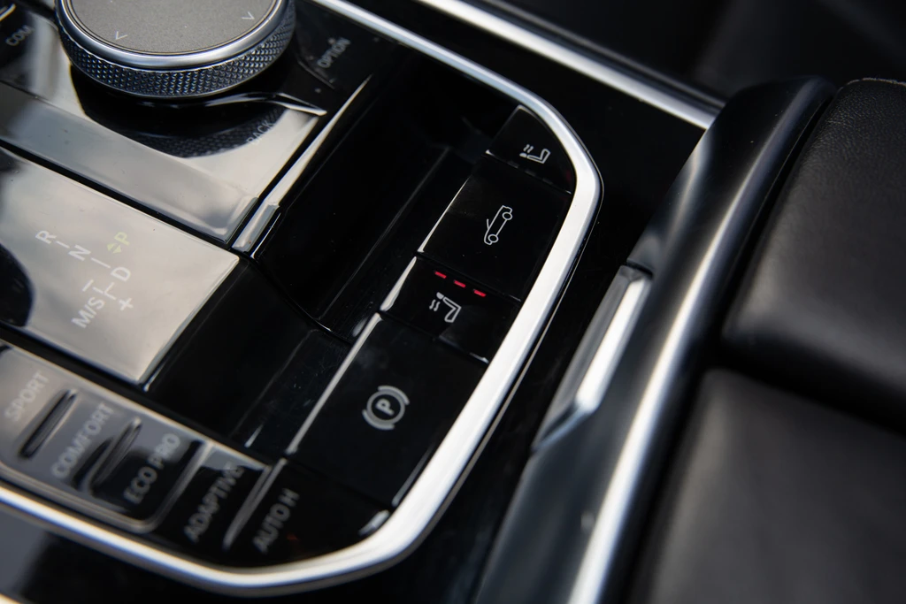 BMW 8 Serie – foto 32