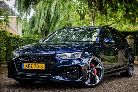 Audi RS4 A4 Avant 2.9 TFSI quattro RS Dynamic 280 v/max Exclusive Head Up Bang & Olufsen