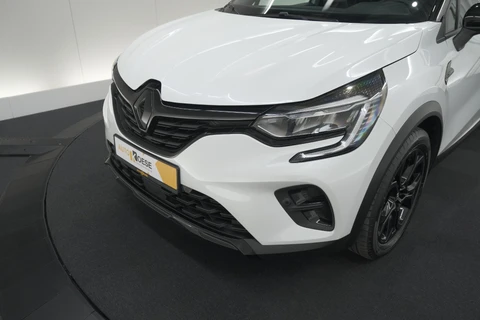 Renault Captur 1.6 E-Tech hybrid 145 SL Rive Gauche | Trekhaak | Camera | Apple Carplay | 9.3 Inch Grootscherm